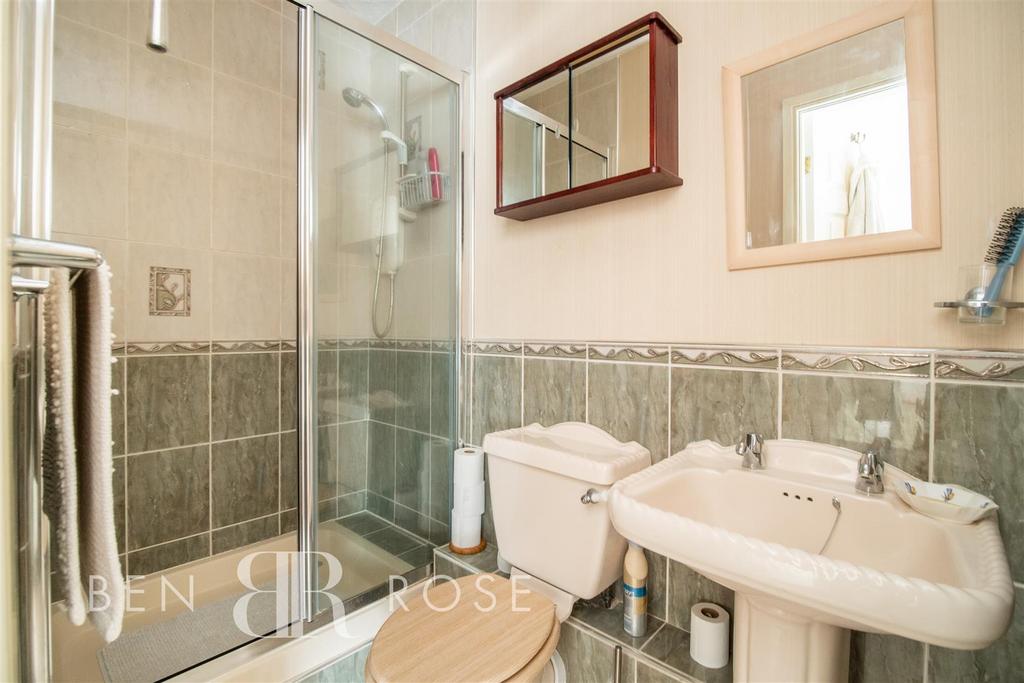 Master Ensuite