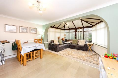 3 bedroom detached house for sale, Glan Beuno Estate, Bontnewydd, Caernarfon, Gwynedd, LL55