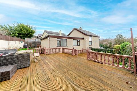 3 bedroom detached house for sale, Glan Beuno Estate, Bontnewydd, Caernarfon, Gwynedd, LL55