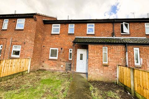 3 bedroom terraced house to rent, Bentinck Close, Newark NG22