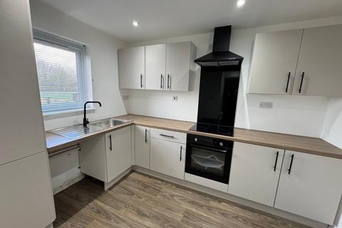 3 bedroom terraced house to rent, Bentinck Close, Newark NG22