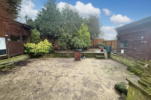3 bedroom semi-detached house for sale, Sandown Road, Halifax HX2