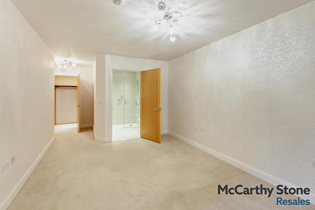 8676281-interior04-800.jpg
