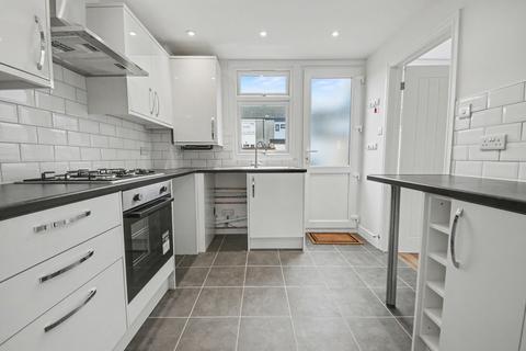 3 bedroom terraced house for sale, Canterbury Avenue, Southampton SO19