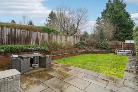 undefined, Elms Road, Chalfont St. Peter, Gerrards Cross, Buckinghamshire, SL9