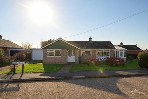 2 bedroom detached bungalow for sale, Orchard Road, Seaview