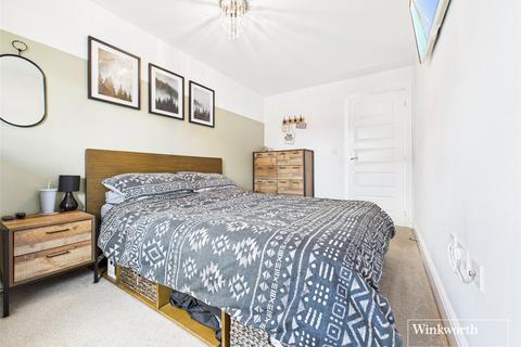 2 bedroom detached house for sale, Fullbrook Avenue, Spencers Wood, Reading, Berkshire, RG7