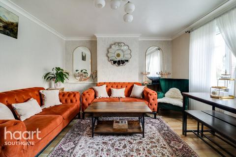 2 bedroom flat for sale, Coppetts Road, London