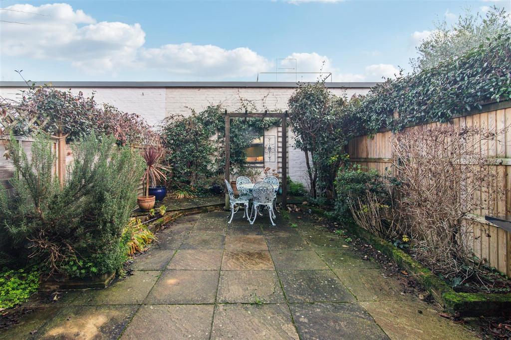 Cranbrook Road, W4 - FOR SALE