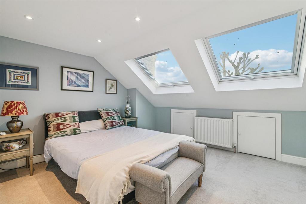 Cranbrook Road, W4 - FOR SALE