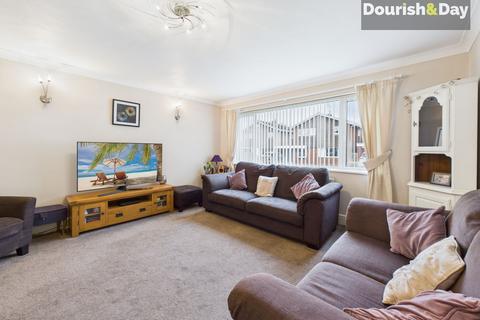 4 bedroom detached house for sale, Chestnut Close, Stafford ST18