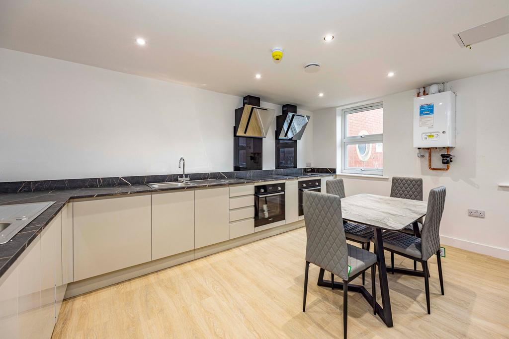 Kitchen/Lounge
