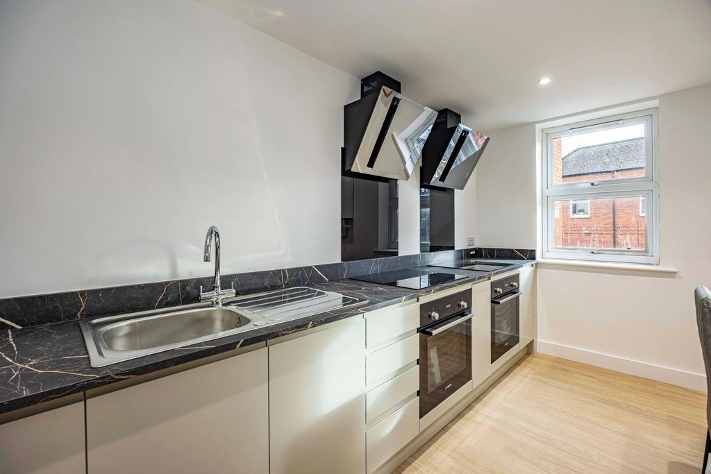 Kitchen/Lounge