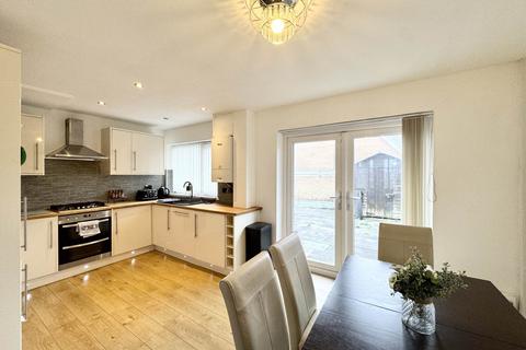 3 bedroom semi-detached house for sale, Markfield Crescent, St Helens