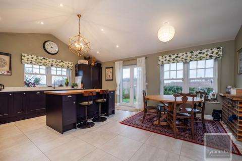 3 bedroom detached house for sale, Hardley Road, Norwich NR14