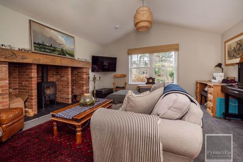 3 bedroom detached house for sale, Hardley Road, Norwich NR14