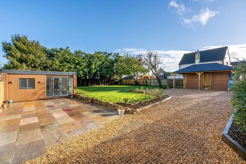 5 bedroom detached house for sale, Henn Lane, Upper Seagry