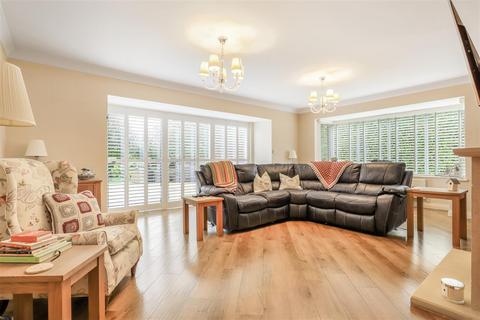 undefined, Fieldgate Lane, Kenilworth