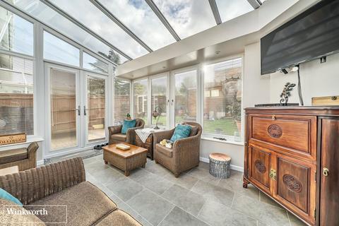 undefined, Novello Close, Basingstoke, Hampshire, RG22