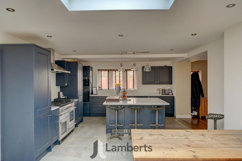 Kitchen/Breakfast/Family Room