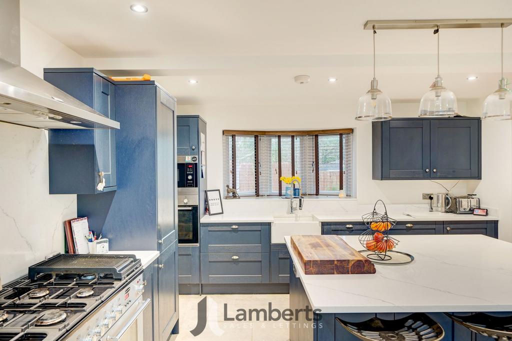 Kitchen/Breakfast/Family Room