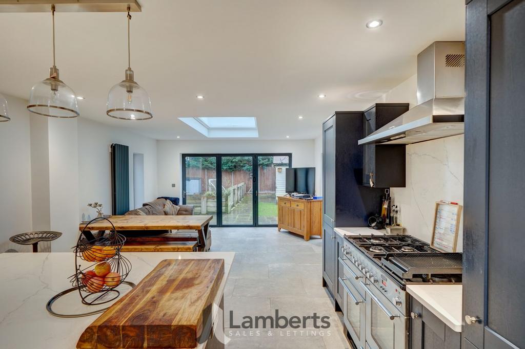Kitchen/Breakfast/Family Room