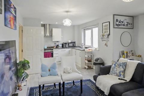 undefined, Luton LU2