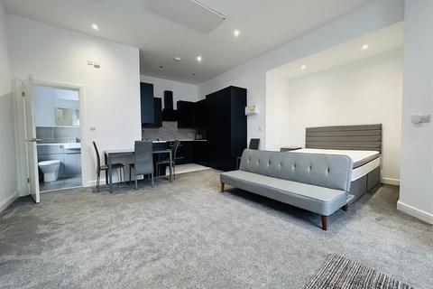 undefined, 8 Beacon House, Tettenhall Road