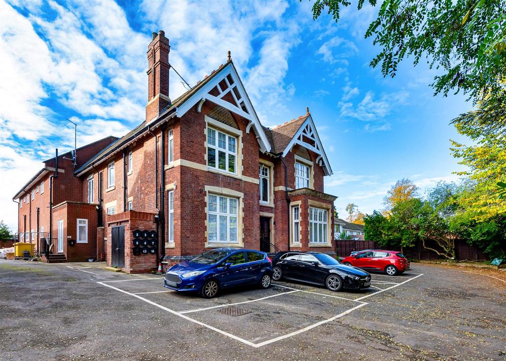 Beacon House-front3 OCT23.jpg