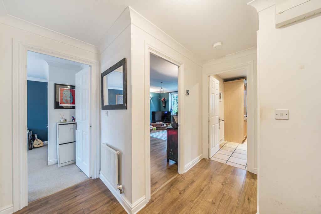 1402520-19-69722f...