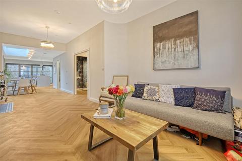 undefined, Trulock Road, London N17