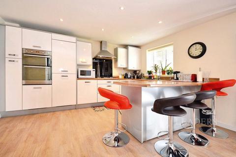 5 bedroom house to rent, Viola Close, Cringleford, Norwich, NR4