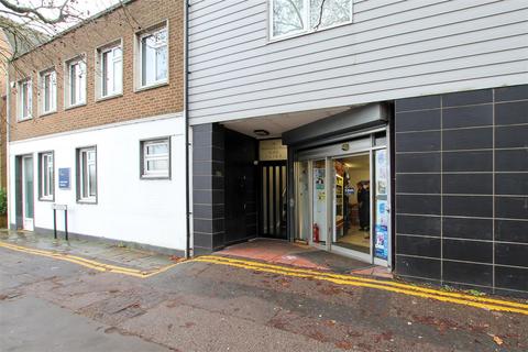 undefined, Newmarket Road, Cambridge CB5