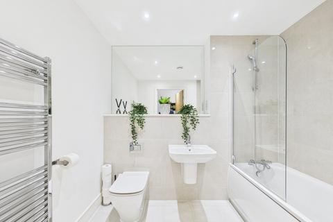 2 bedroom apartment for sale, Town Lane, Stanwell, Staines-upon-Thames, Surrey, TW19
