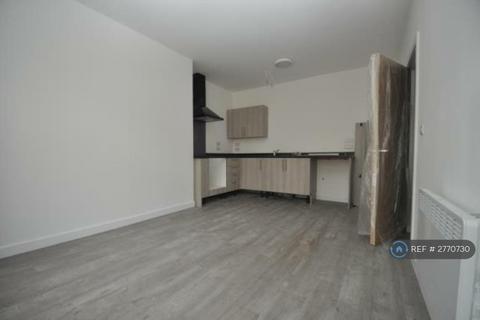 1 bedroom flat to rent, Piccadilly Chambers, Bradford, BD1