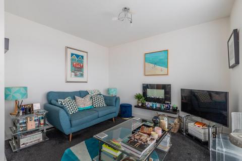 4 bedroom townhouse for sale, Gibson Way, Penarth CF64