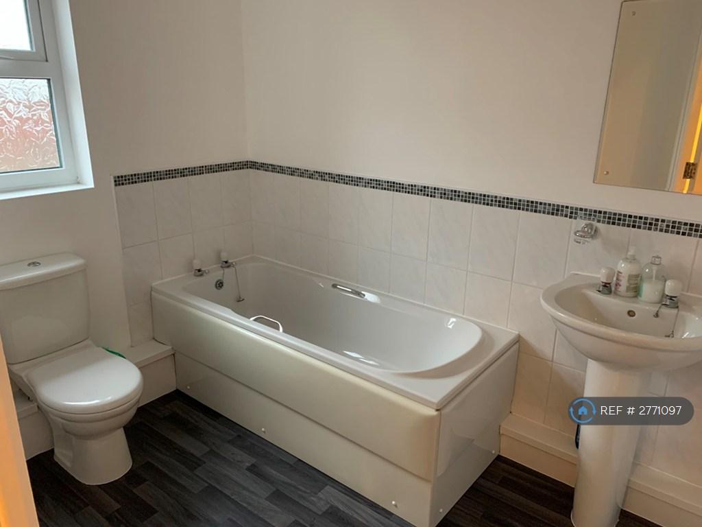 Main Bathroom