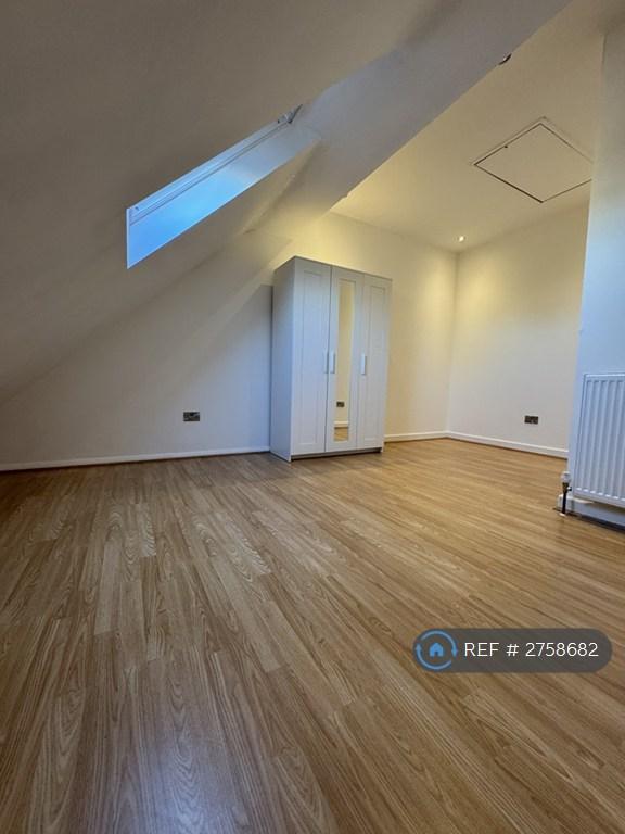 Bedroom #1