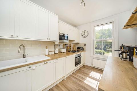 3 bedroom maisonette for sale, Franciscan Road, London SW17