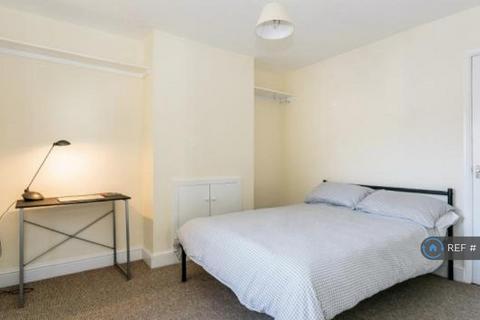 undefined, Durham Close, Guildford, GU2