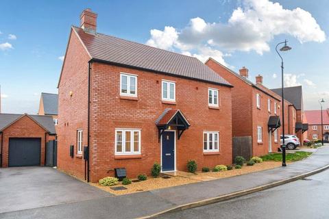 Fontwell Drive, Towcester, Northamptonshire, NN12