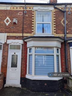 2 bedroom terraced house to rent, Raglan Avenue, Hull, HU5