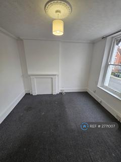 2 bedroom flat to rent, Madeira Road, London, SW16