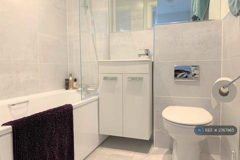 undefined, Dwight Road, Watford, WD18