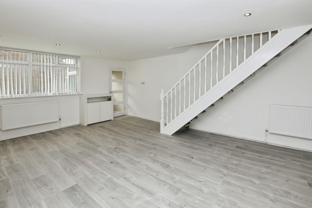 Lounge / Kitchen