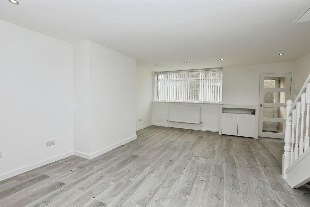 Lounge / Kitchen