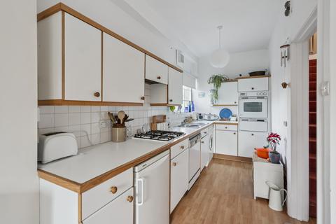 4 bedroom semi-detached house for sale, North Way, Pinner HA5