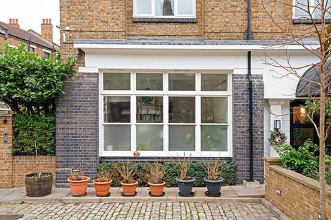 Studio for sale, Adelina Grove, London E1