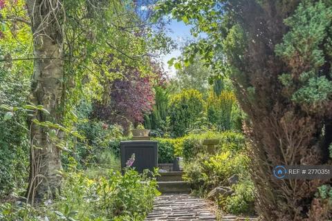 undefined, Hillend, Edinburgh, EH10
