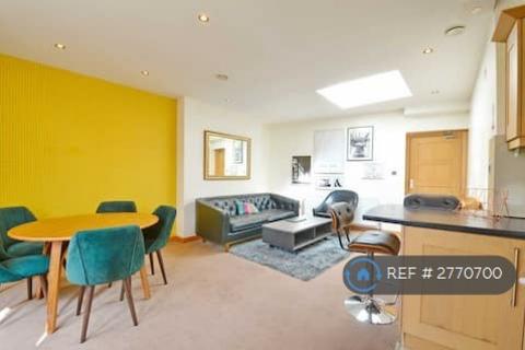 2 bedroom flat to rent, College Green, Bristol, BS1